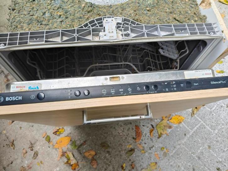 Bosch luxe inbouw intregeerde afwasmachine, Witgoed en Apparatuur, Vaatwasmachines, Gebruikt, Inbouw, Minder dan 85 cm, 45 tot 60 cm