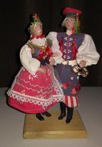 Handgemaakt danspaarpoppetjes in Poolse klederdracht gemaak, Verzamelen, Poppen, Gebruikt, Ophalen of Verzenden, Pop