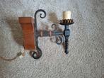 Robuuste wandlamp, hout en metaal, Huis en Inrichting, Lampen | Wandlampen, Ophalen of Verzenden, Zo goed als nieuw, Metaal