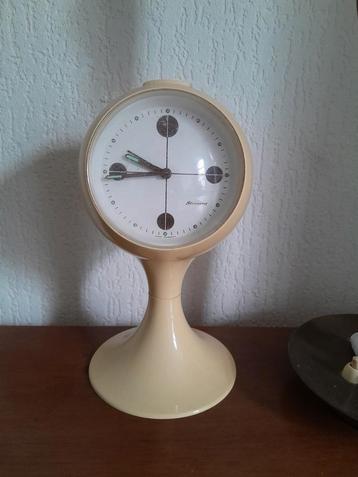 West Germany Blessing Space Age design klokje beschikbaar voor biedingen