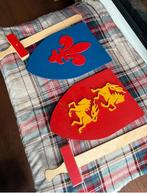 Gratis 2x houten zwaard en schild, Kinderen en Baby's, Speelgoed | Houten speelgoed, Ophalen, Zo goed als nieuw