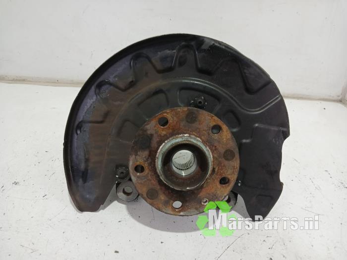 Fusee links-voor van een Volkswagen Golf, Auto-onderdelen, Ophanging en Onderstel, Volkswagen, Gebruikt, 3 maanden garantie, Ophalen of Verzenden