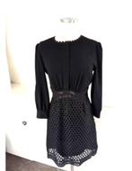 TARA JARMON beeldige zwarte jurk mt 36/38 CHCS., Kleding | Dames, Tara Jarmon, Ophalen of Verzenden, Zo goed als nieuw, Zwart