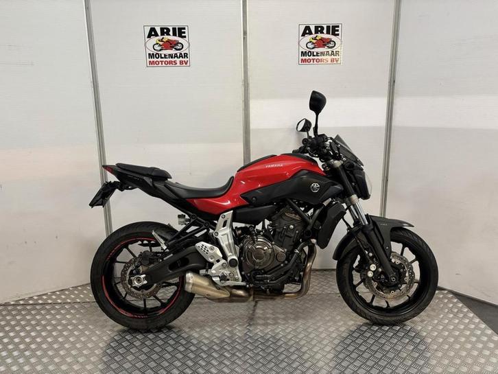 Yamaha MT 07 ABS (bj 2014), Motoren, Motoren | Yamaha, Bedrijf, Naked bike, meer dan 35 kW, 2 cilinders, Motorrijbewijs A