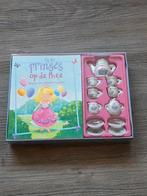 Bij de Prinses op de thee kinderboeken met theeserviesje, Ophalen of Verzenden, Nieuw, Meisje, 5 of 6 jaar