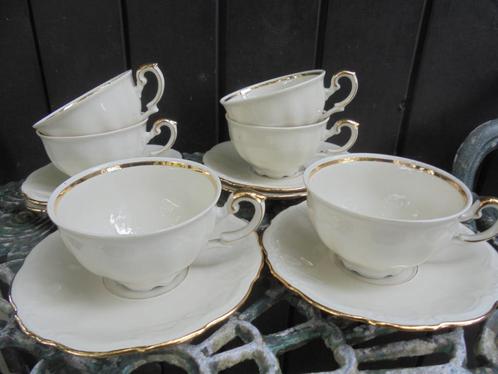 6 Kop en schotels J. Kronester Bavaria roomwit met goud bies, Antiek en Kunst, Antiek | Servies los, Ophalen of Verzenden