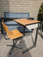 Ouderwets kinderbureau en stoel, Kinderen en Baby's, Kinderkamer | Tafels en Stoelen, Ophalen, Gebruikt, Tafel(s) en Stoel(en)