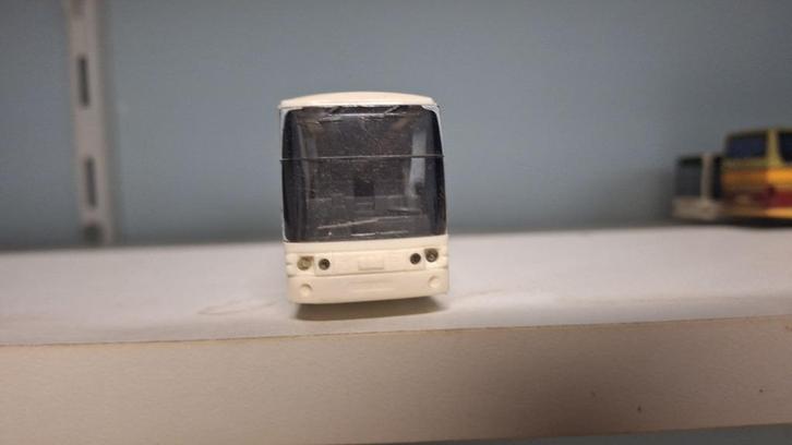 Van Hool T815 "De Jong intravakanties/Holland international", Hobby en Vrije tijd, Modelauto's | 1:87, Bus of Vrachtwagen, Overige merken