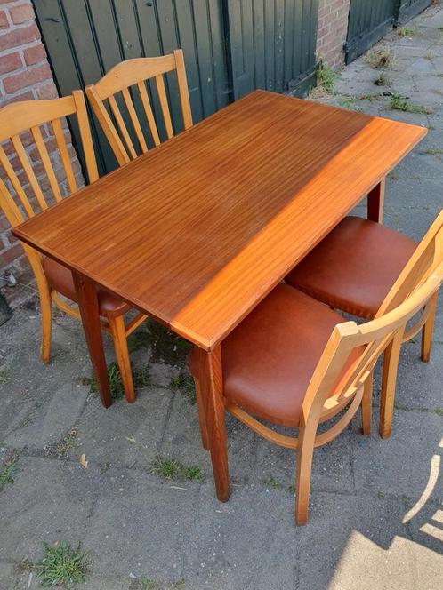 Vintage eetkamer setje., Huis en Inrichting, Complete eetkamers, Gebruikt, 4 tot 6 stoelen, Ophalen