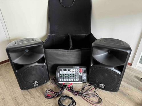 YAMAHA Stagepass 400i (zanginstallatie) + Trolley, Muziek en Instrumenten, Versterkers | Keyboard, Monitor en PA, Zo goed als nieuw