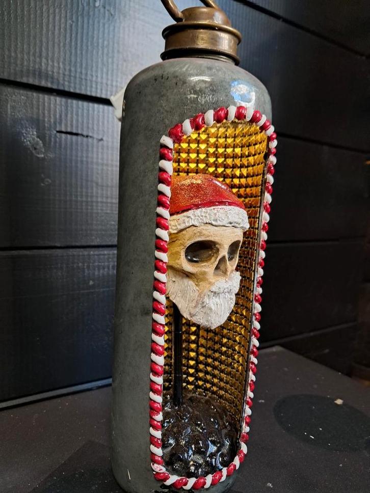 Vintage Kruik met Kerstman Skull - Uniek Kunstobject, Antiek en Kunst, Kunst | Beelden en Houtsnijwerken, Ophalen of Verzenden