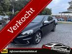 Volvo V40 1.6 D2 r design leer alcantara distr riem vv boekj, Auto's, Voorwielaandrijving, Euro 5, Gebruikt, 4 cilinders