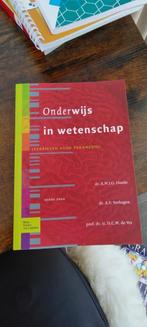 Onderwijs in wetenschap, Dr. R.W.J.G. Ostelo, Nieuw, Ophalen of Verzenden, HBO