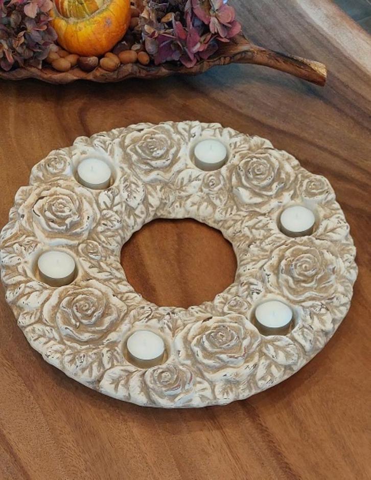 Vintage decoratieve gipsen krans Ø40 cm. Bieden, Huis en Inrichting, Woonaccessoires | Kransen, Zo goed als nieuw, Ophalen of Verzenden