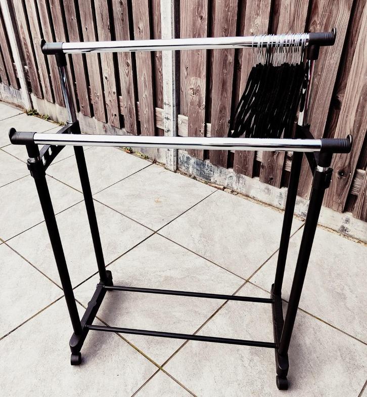 Kledingrek verstelbaar in hoogte zie, Kleding | Dames, Kledingrekken, Zo goed als nieuw, Met wielen, Ophalen