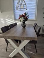 Eettafel merk Lynn, Ophalen, Zo goed als nieuw, 4 tot 6 stoelen