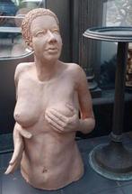Groot beeld torso van keramiek van Paul Doest, Ophalen