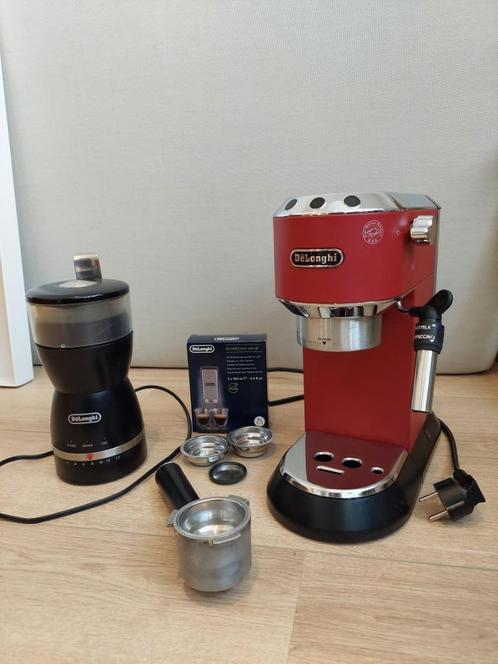 DeLonghi koffiemachine EC685 + bonenmaler, Witgoed en Apparatuur, Koffiezetapparaten, Gebruikt, Gemalen koffie, Koffiebonen, Koffiemachine