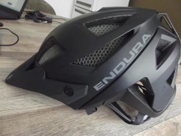 ENDURA ATB HELM MT500 beschikbaar voor biedingen