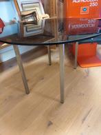 Glazen Rooktafel, Ophalen