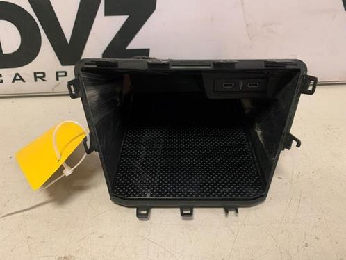 AUX/USB aansluiting van een Volkswagen Polo, Auto-onderdelen, Elektronica en Kabels, Volkswagen, Gebruikt, 3 maanden garantie