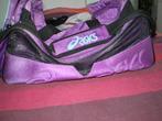 Een paarse sporttas van Asics., Ophalen of Verzenden, Gebruikt, Dames