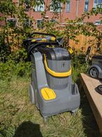 Kärcher Puzzi 30/4 sproei extractie en los borstelwals, Doe-het-zelf en Verbouw, Reinigingsmachines, Ophalen, Zo goed als nieuw