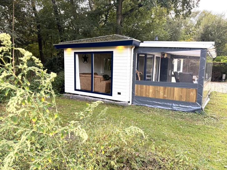 Chalet met jaarplaats prachtig gelegen aan de bosrand, Huizen en Kamers, Recreatiewoningen te koop, Gelderland, Chalet, A