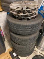 215/55 r16 banden van Michelin Alpin met velgen, Ophalen, Zo goed als nieuw