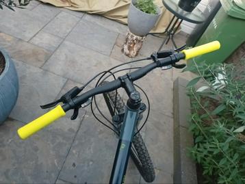 Te koop nieuwe moutenbike  beschikbaar voor biedingen