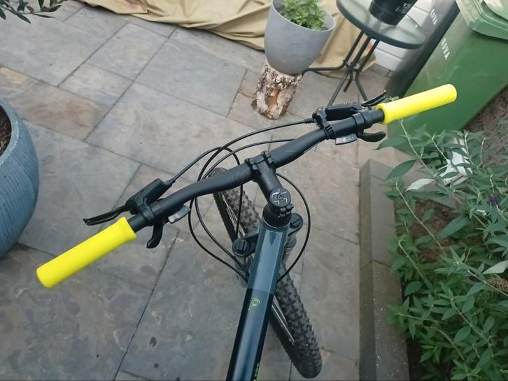 Te koop nieuwe moutenbike, Fietsen en Brommers, Fietsen | Mountainbikes en ATB, Zo goed als nieuw, Overige merken, 57 cm of meer