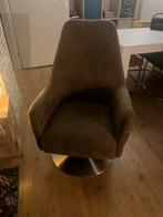 Mooie suedeleren bruine draaistoel, Huis en Inrichting, Fauteuils, Ophalen, Gebruikt, Gewoon kachel en warm en hout en beetje landelijk of knus