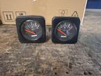 Te koop 2x vetus oliedruk meter 12/24v, Verzenden, Gebruikt, Motor en Techniek, Zeilboot of Motorboot
