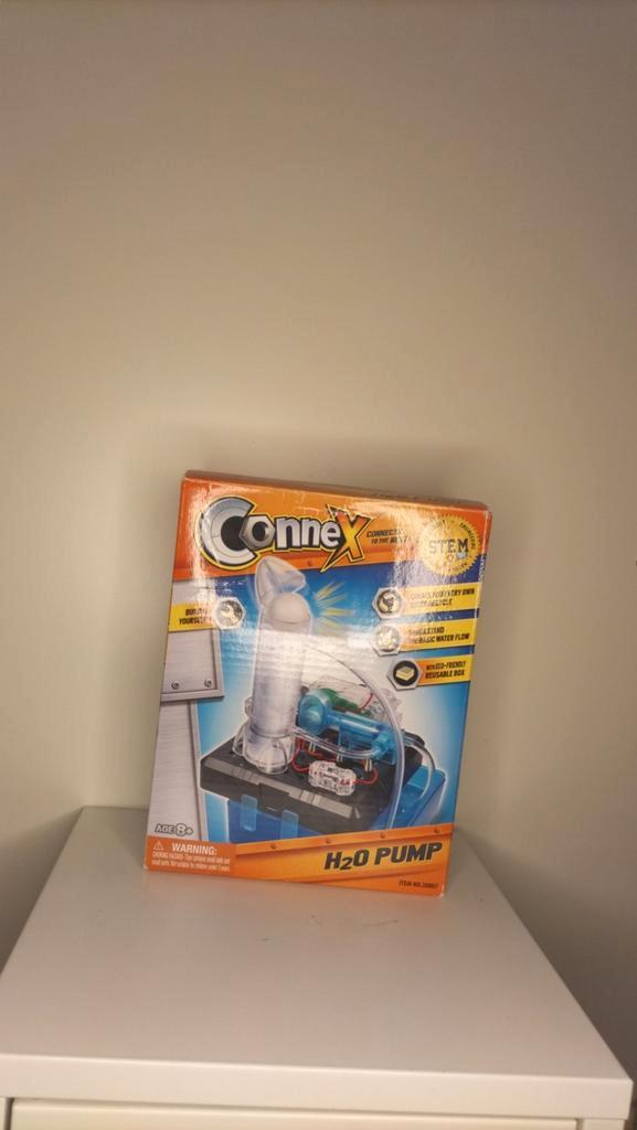 ConneX H2O Pomp Bouwpakket, Hobby en Vrije tijd, Modelbouw | Auto's en Voertuigen, Gebruikt, Overige typen, Groter dan 1:32, Overige merken