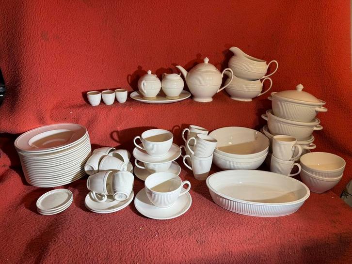 wedgwood windsor servies losse verkoop, Antiek en Kunst, Antiek | Servies compleet, Ophalen of Verzenden