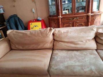 Meubels reinigen vanaf 15 euro  beschikbaar voor biedingen