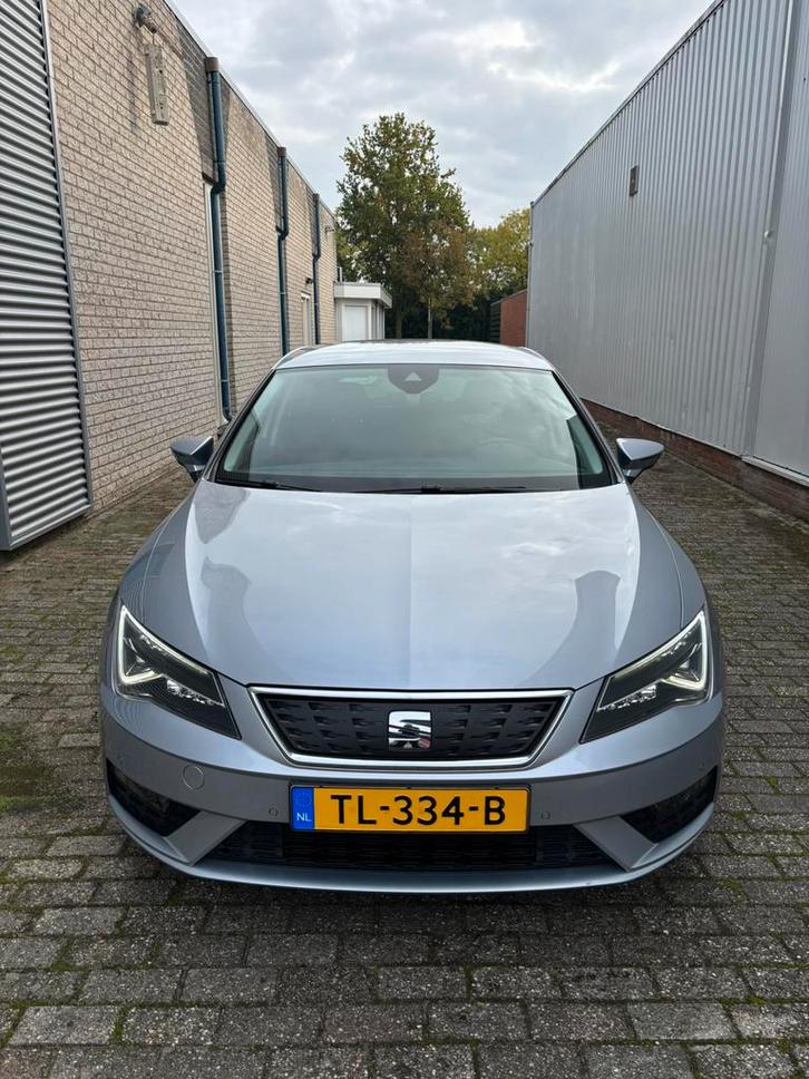 Seat Leon 1.0 Ecotsi 115PK 2018 Grijs, Auto's, Seat, Particulier, Leon, ABS, Adaptieve lichten, Airbags, Airconditioning, Alarm