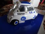 BMW ISETTA KARLS RUHR SPORT CLUB REVELL MET CERTIFICAAT, Hobby en Vrije tijd, Modelauto's | 1:18, Ophalen of Verzenden, Zo goed als nieuw