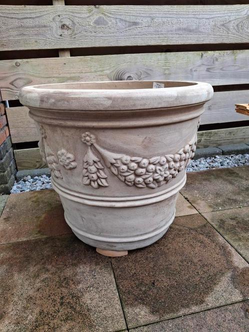 Florentine terracotta buitenpotterie  3 delig !!, Tuin en Terras, Bloempotten, Nieuw, Terracotta, Binnen, Balkon, Tuin, Rond, Ophalen