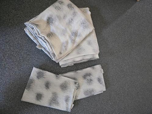 2 x 1 persoons dekbedovertrek met kussenslopen in grijs, Huis en Inrichting, Slaapkamer | Beddengoed, Gebruikt, Dekbedovertrek