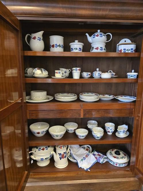 Boerenbond servies groot aanbod zie advertentie, Huis en Inrichting, Keuken | Servies, Gebruikt, Compleet servies, Overige stijlen