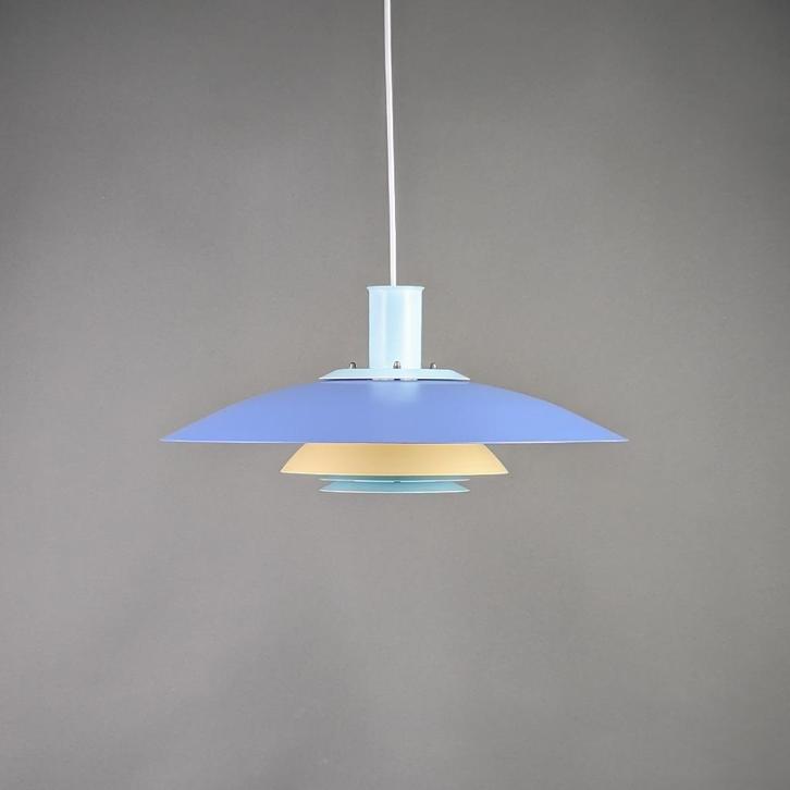 Deense Hanglamp in Blauwe en Gele Tinten, Huis en Inrichting, Lampen | Hanglampen, Zo goed als nieuw, 75 cm of meer, Kunststof