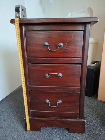 Ladekast beschikbaar voor biedingen