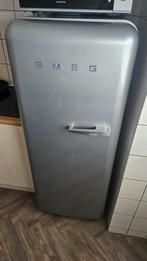 SMEG Koelkast met vriesvak, Ophalen, 200 liter of meer, Zo goed als nieuw, 45 tot 60 cm