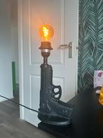 Pistool tafellamp, Ophalen of Verzenden, Zo goed als nieuw, Minder dan 50 cm