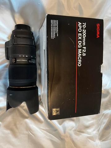 Sigma (Nikon) 70-200mm F/2.8 APO EX DG Macro