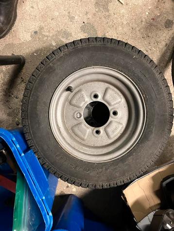 Band op velg 2x Daxara. 5.00-10 60/100/4/0 79M beschikbaar voor biedingen