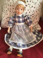 Antieke Pop met Ruitjesjurk, Verzamelen, Ophalen, Gebruikt, Pop