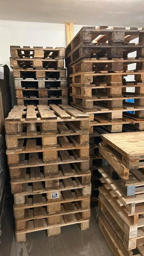 Europallets, goed gebruikt 5 euro ps nieuwere blanke 8 euro, Doe-het-zelf en Verbouw, Hout en Planken, Zo goed als nieuw, Pallet