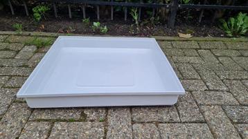 Lekbak voor wasmachine beschikbaar voor biedingen